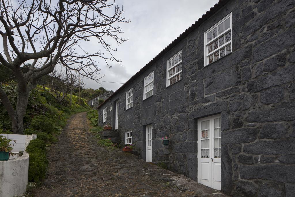 Casa Do Ze - Al Guest House Manadas ภายนอก รูปภาพ