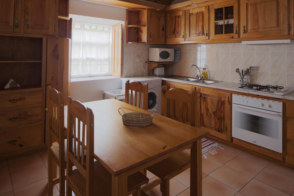 Casa Do Ze - Al Guest House Manadas ภายนอก รูปภาพ
